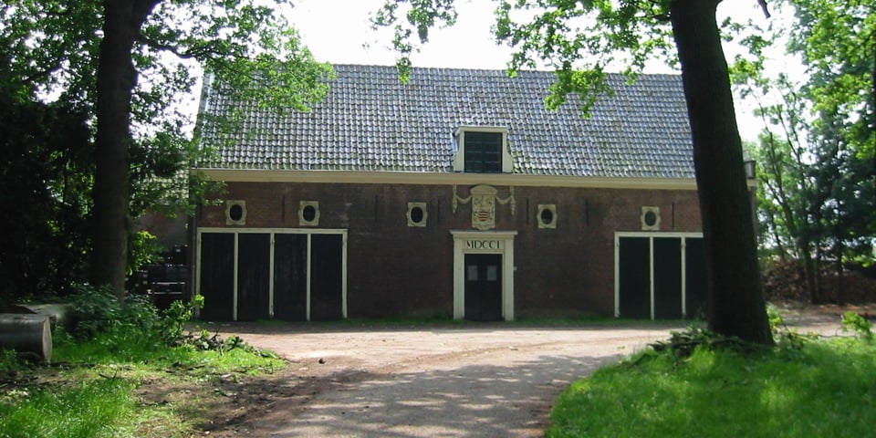 Voorschoten aanzicht koetshuis ter horst